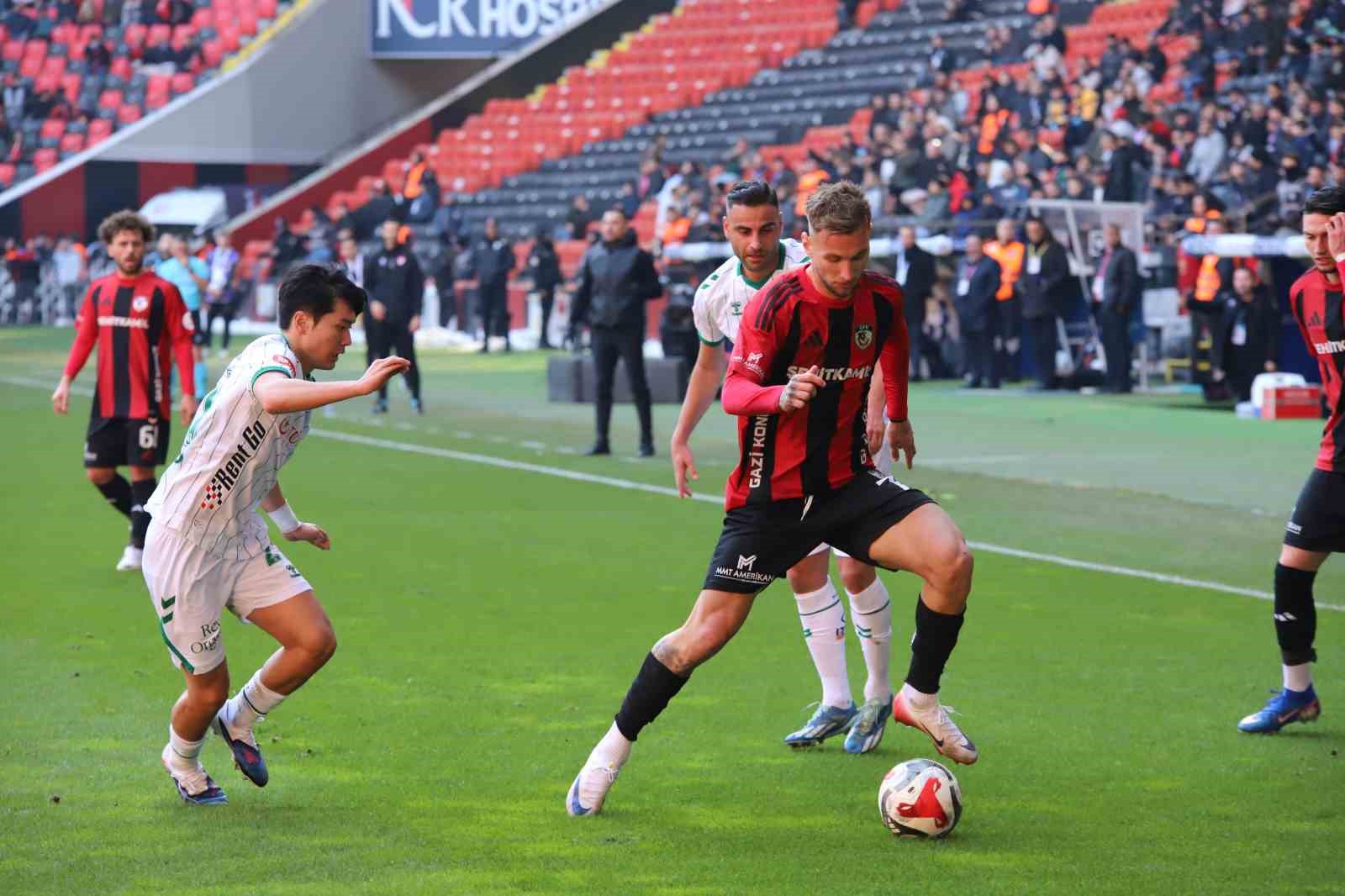 Trendyol Süper Lig: Gaziantep FK: 1 - Konyaspor: 0 (İlk yarı) 47 trendyol super lig gaziantep fk 1 konyaspor 0 ilk yari 43 5mAEUcK6