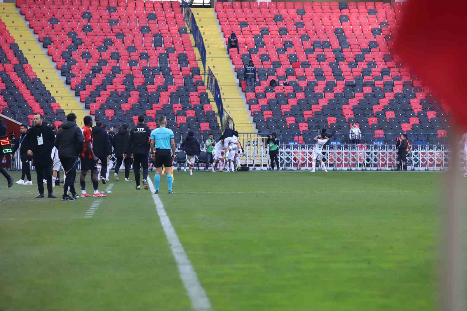 trendyol super lig gaziantep fk 1 konyaspor 1 mac sonucu 14