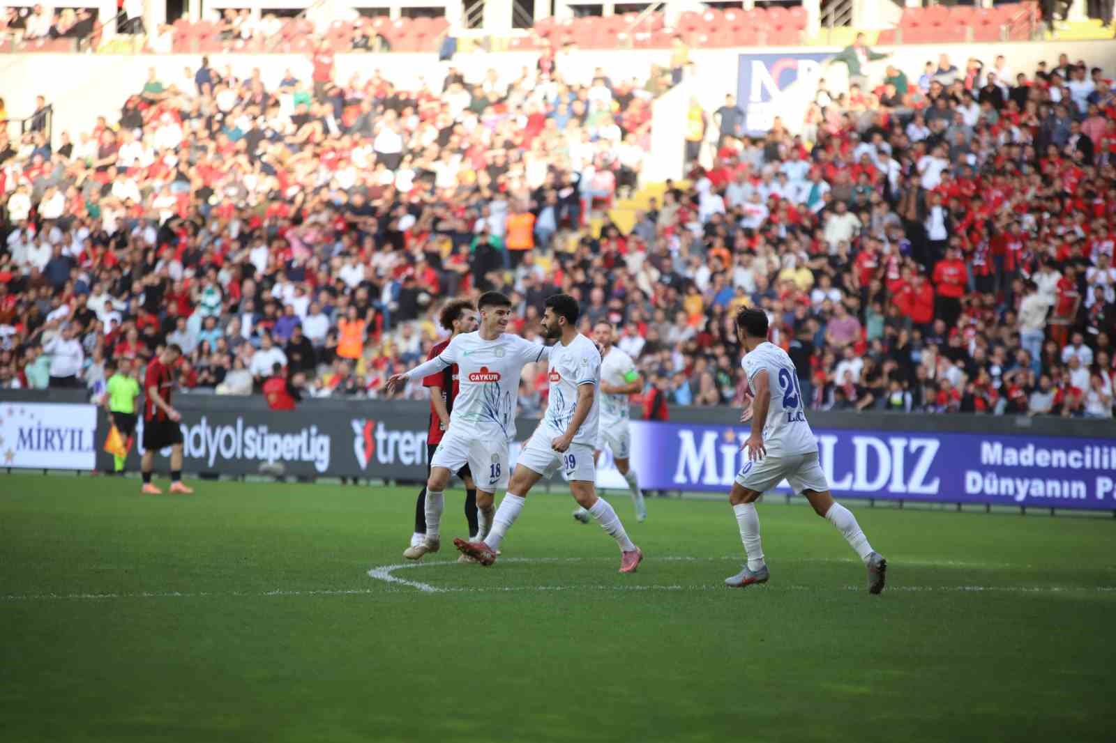 trendyol super lig gaziantep fk 2 caykur rizespor 2 mac sonucu 4 2FWeb2LQ