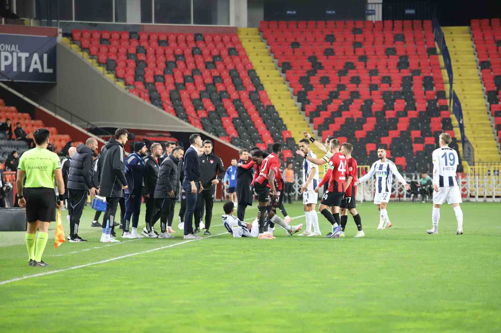 trendyol super lig gaziantep fk 2 kasimpasa 1 ilk yari 20 CPkCtDh4