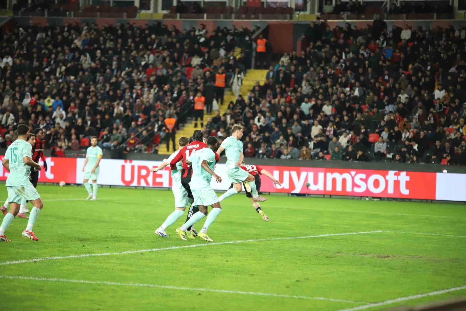 trendyol super lig gaziantep fk 2 kayserispor 0 ilk yari 24 rfvyOFF5