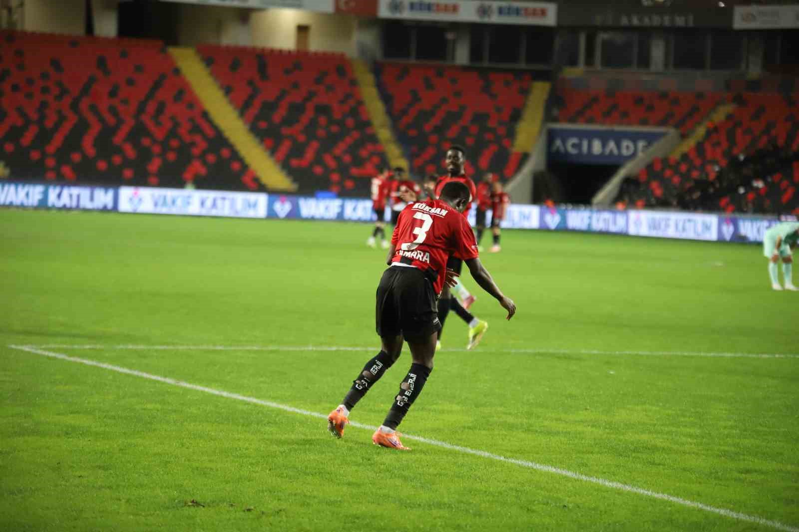 trendyol super lig gaziantep fk 2 kayserispor 0 ilk yari 33 zqRjTwLZ