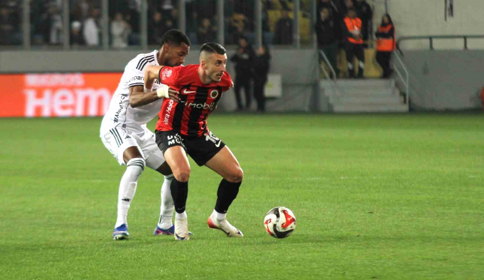 Trendyol Süper Lig: Gençlerbirliği: 0 - Beşiktaş: 0 (İlk yarı) 15 trendyol super lig genclerbirligi 0 besiktas 0 ilk yari 11 B4EgHLpQ