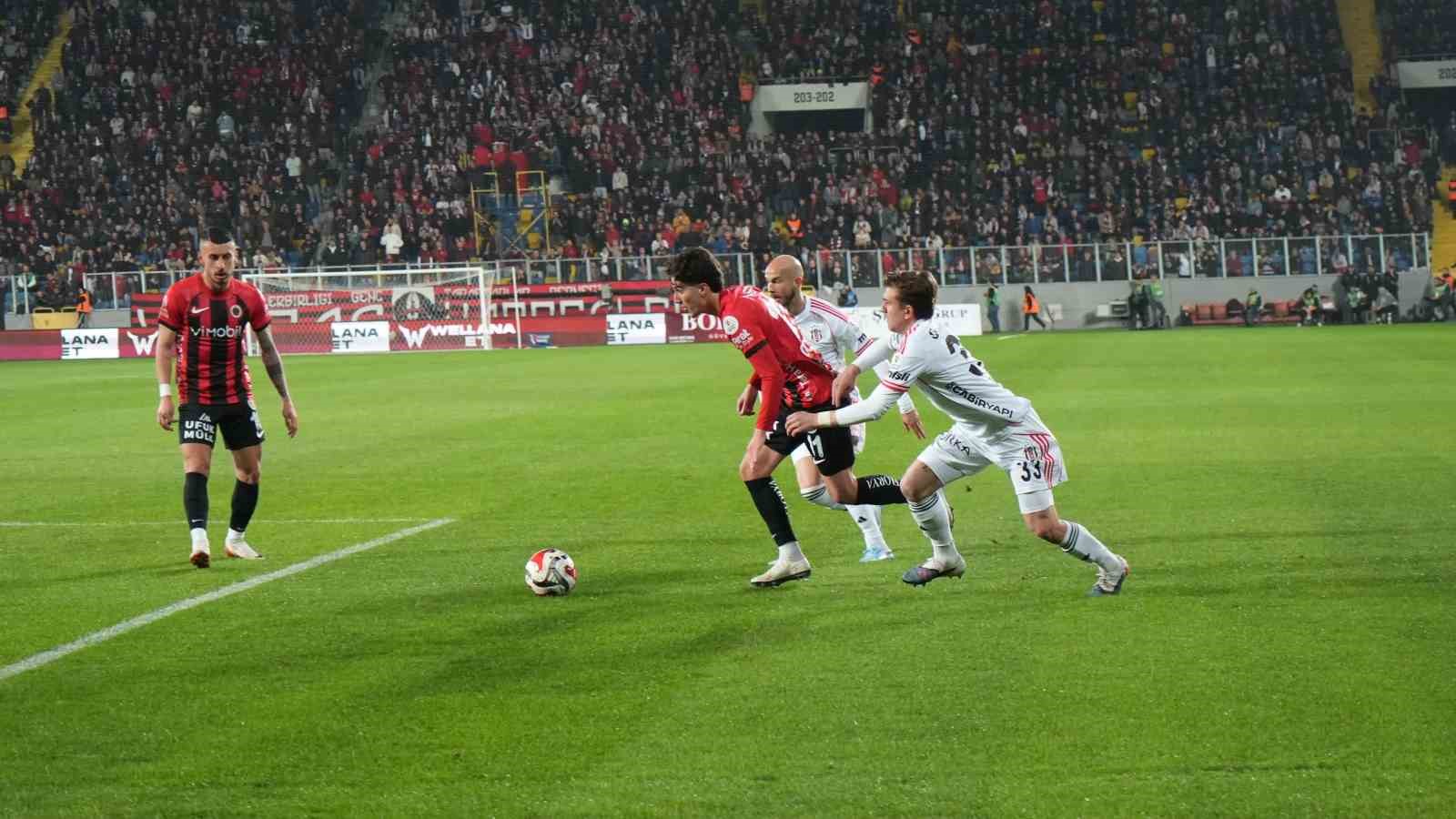 Trendyol Süper Lig: Gençlerbirliği: 0 - Beşiktaş: 0 (İlk yarı) 11 trendyol super lig genclerbirligi 0 besiktas 0 ilk yari 7 gJOL5m6f