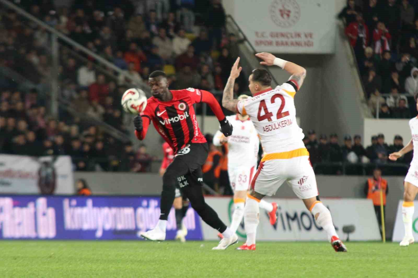 Trendyol Süper Lig: Gençlerbirliği: 0 - Galatasaray: 1 (Maç devam ediyor) 6 trendyol super lig genclerbirligi 0 galatasaray 1 mac devam ediyor 2 fuBydEHv