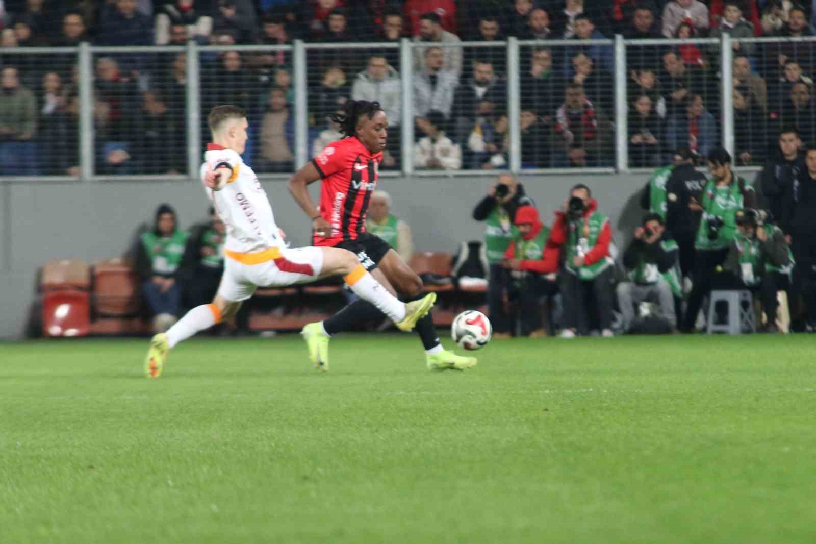trendyol super lig genclerbirligi 0 galatasaray 2 ilk yari 2 nlL9jcWR