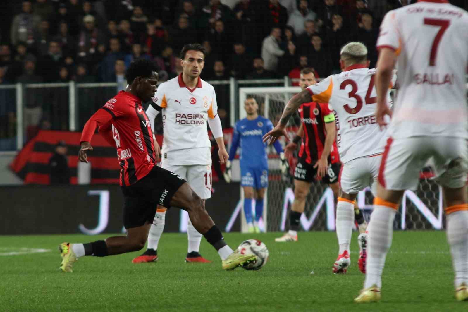 trendyol super lig genclerbirligi 0 galatasaray 2 ilk yari 4 aK7iGLLQ