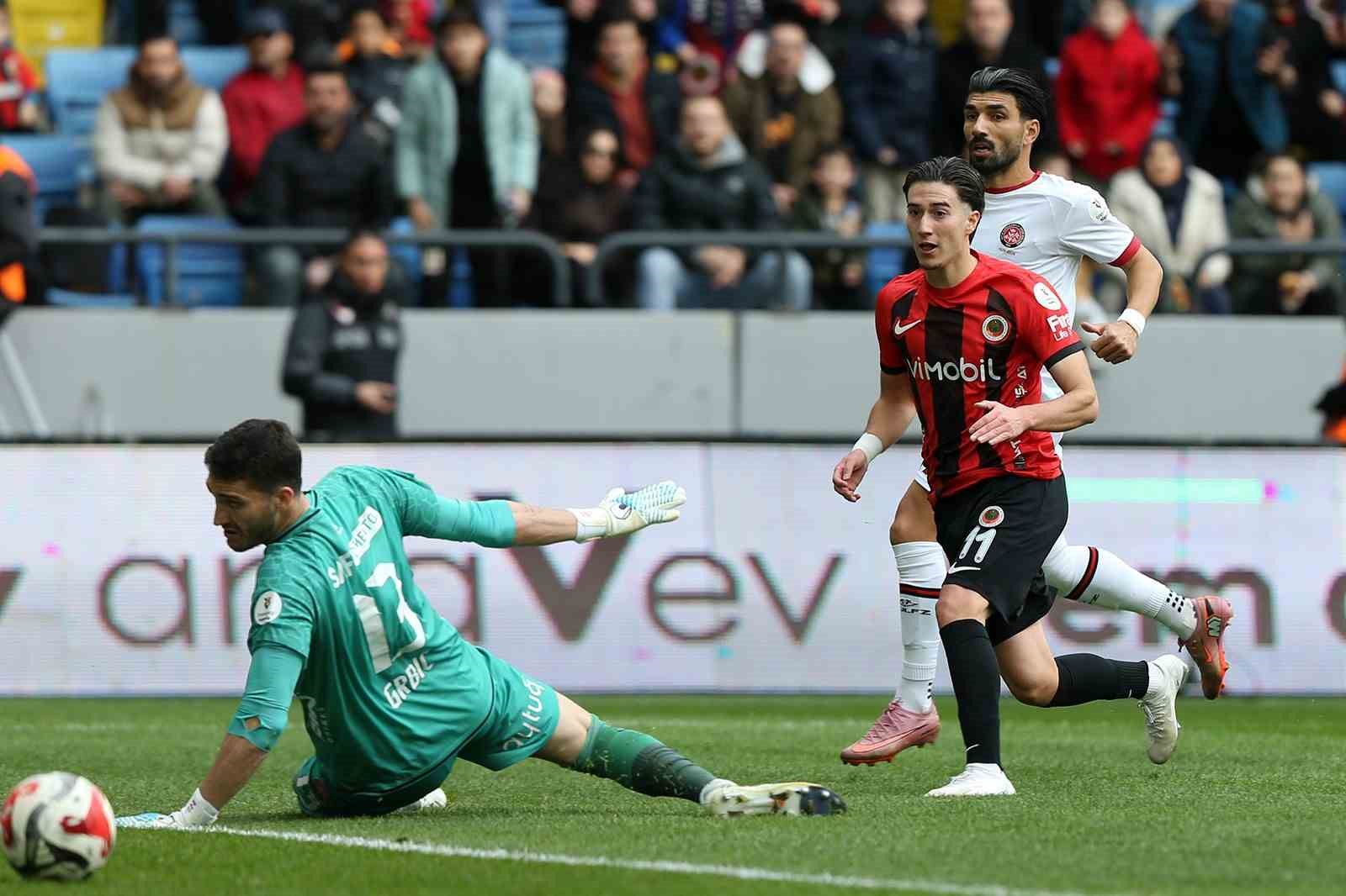 trendyol super lig genclerbirligi 1 fatih karagumruk 0 ilk yari 3