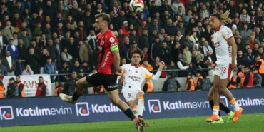trendyol-super-lig-genclerbirligi-1-galatasaray-2-mac-sonucu-QdVdWwHI.jpg