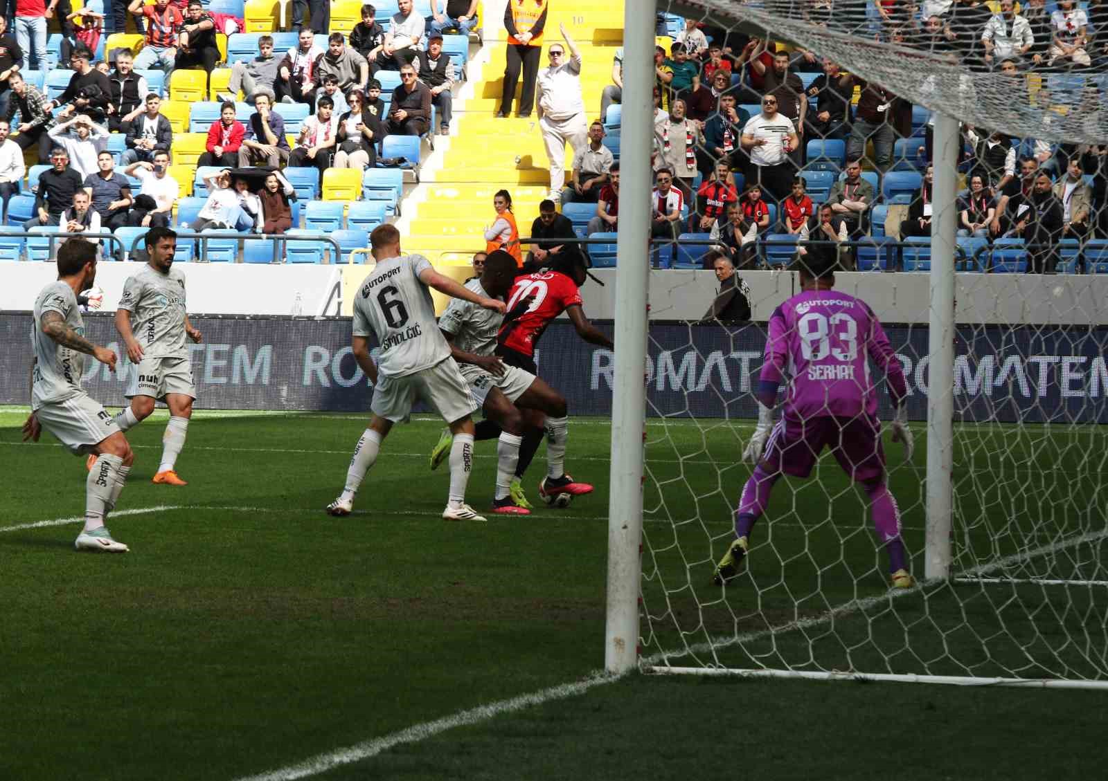 Trendyol Süper Lig: Gençlerbirliği: 1 - Kocaelispor: 0 (İlk yarı) 6 trendyol super lig genclerbirligi 1 kocaelispor 0 ilk yari 2 5FMbmL6q