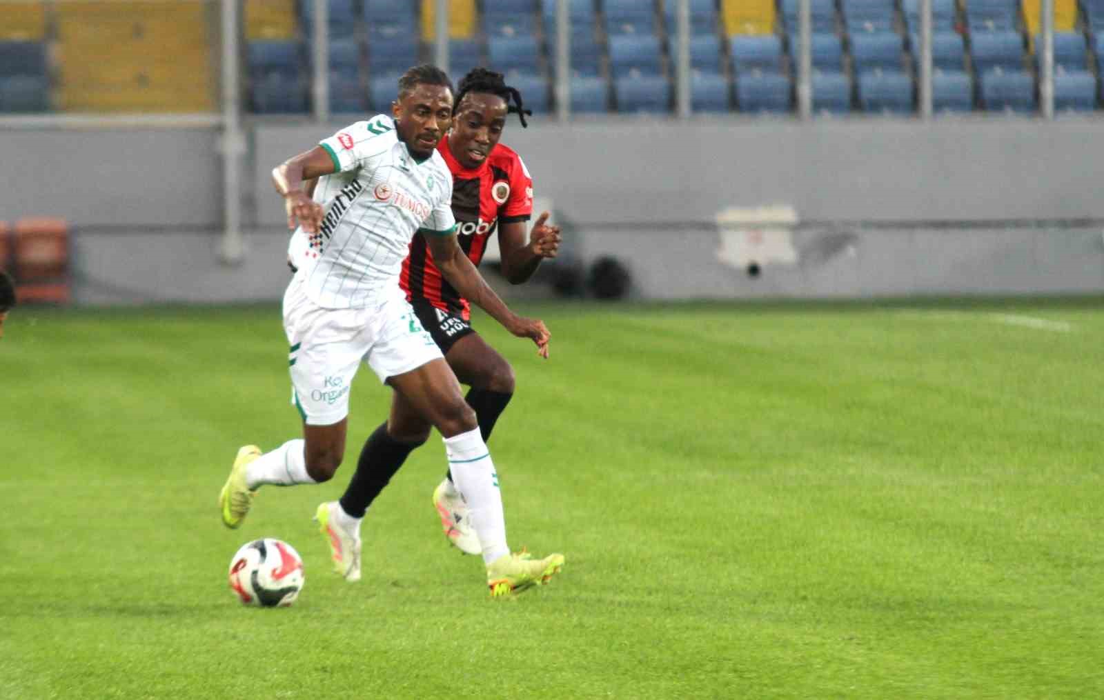 Trendyol Süper Lig: Gençlerbirliği: 1 - Konyaspor: 1 (İlk yarı) 6 trendyol super lig genclerbirligi 1 konyaspor 1 ilk yari 2 flB3J9CQ