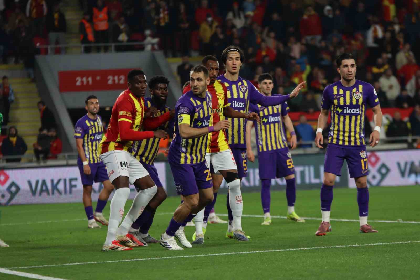 trendyol super lig goztepe 0 eyupspor 0 ilk yari 12 LYSAUcIu