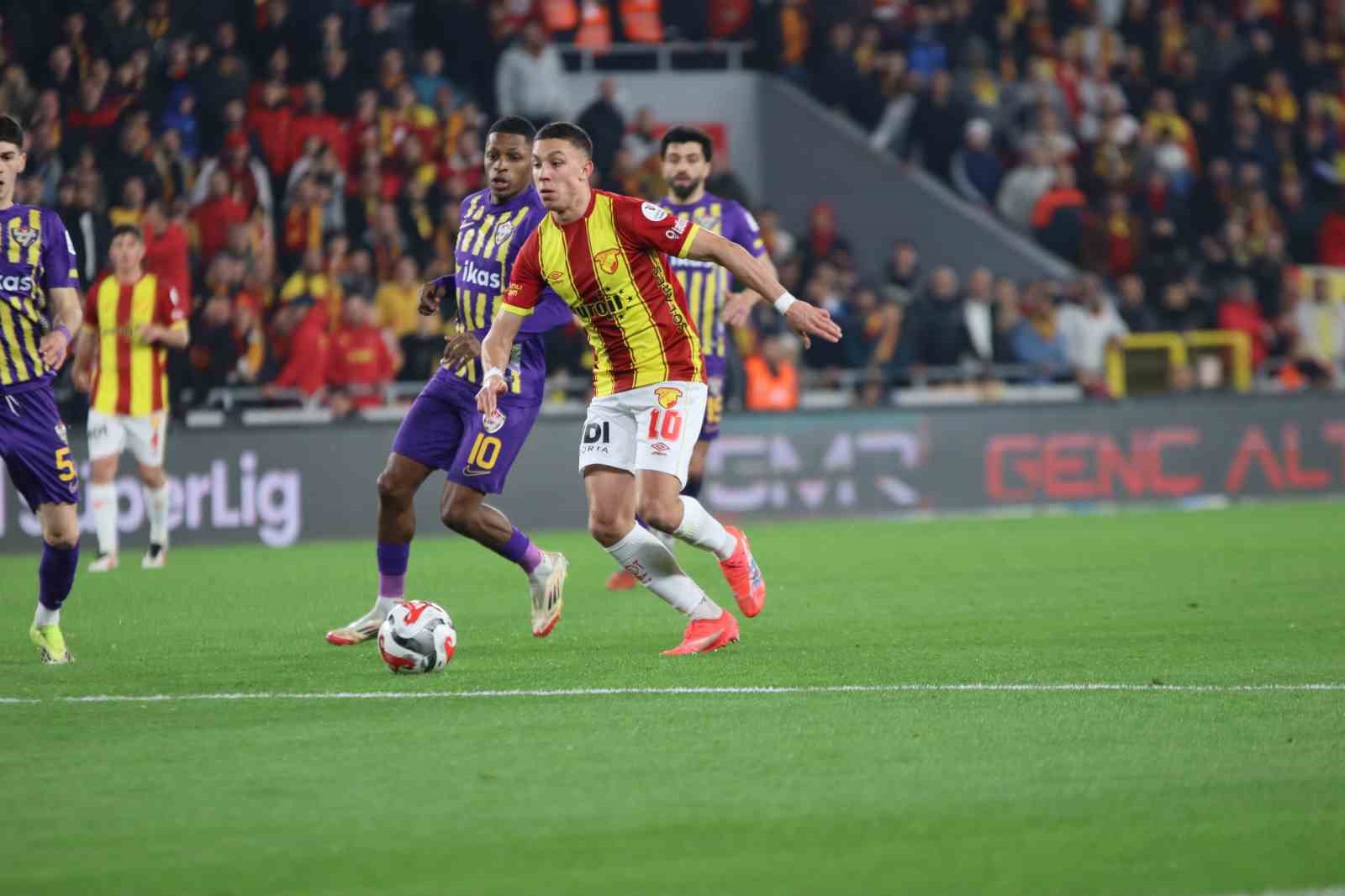 trendyol super lig goztepe 0 eyupspor 0 ilk yari 17 aETwnfFA