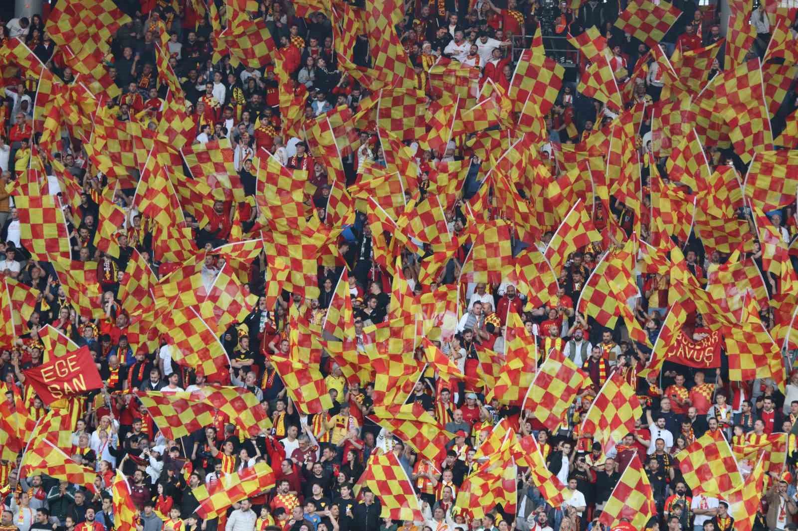 trendyol super lig goztepe 0 galatasaray 1 mac devam ediyor 1 YcRNOUr6