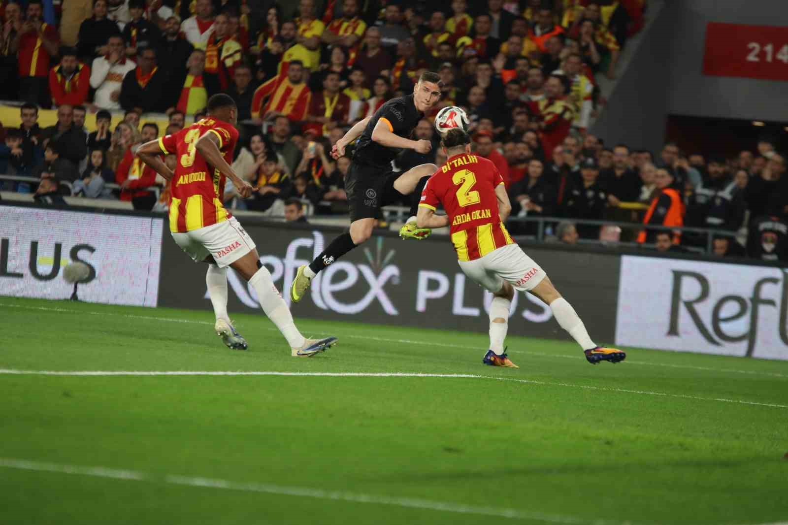 trendyol super lig goztepe 0 galatasaray 1 mac devam ediyor 12