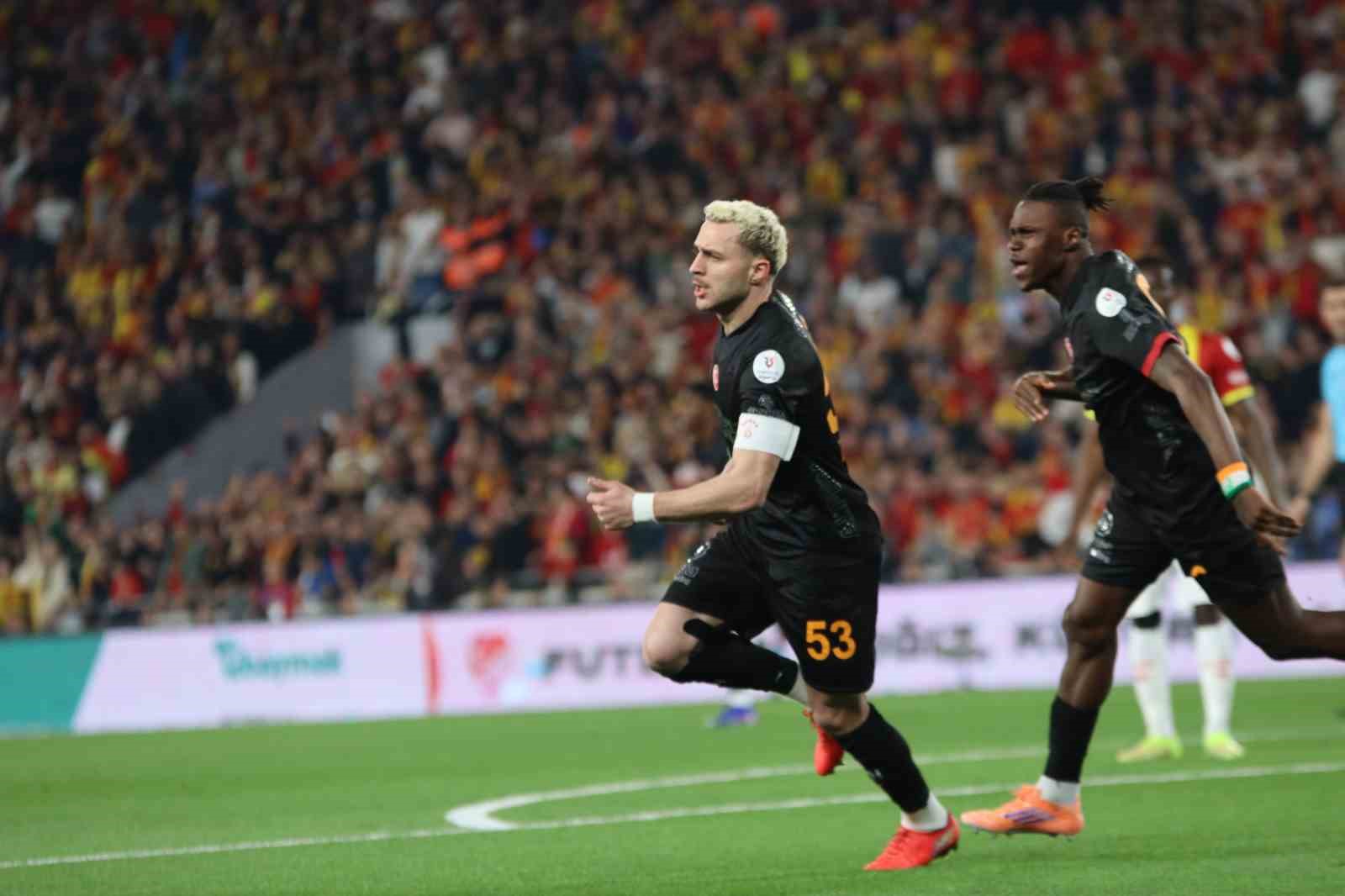 trendyol super lig goztepe 0 galatasaray 1 mac devam ediyor 16