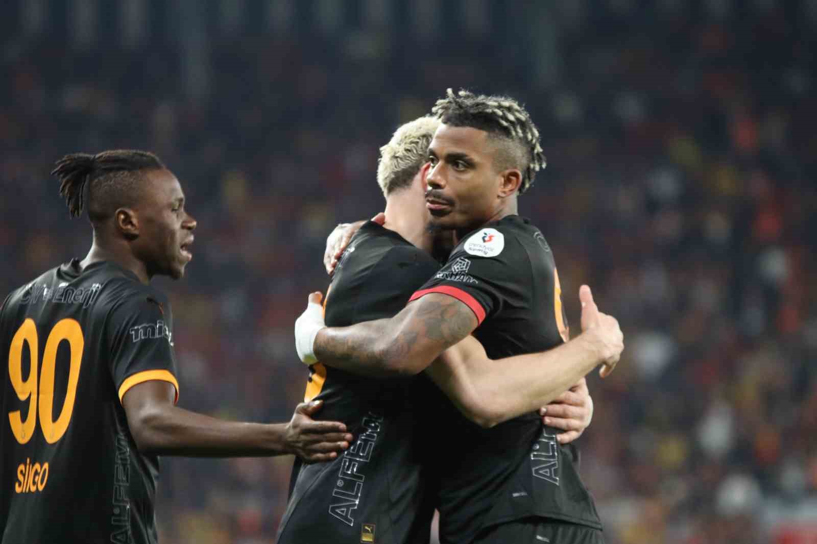 trendyol super lig goztepe 0 galatasaray 1 mac devam ediyor 20 mbbgylwM