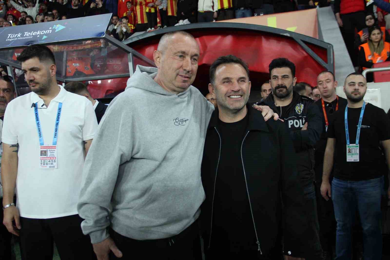 trendyol super lig goztepe 0 galatasaray 1 mac devam ediyor 30 pRR5YltC