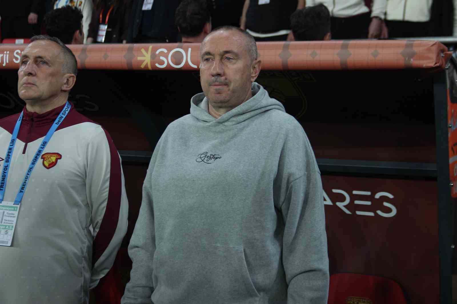 trendyol super lig goztepe 0 galatasaray 1 mac devam ediyor 37 u53LgjRH
