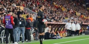 trendyol-super-lig-goztepe-0-galatasaray-2-ilk-yari-WVcHfpJB.jpg