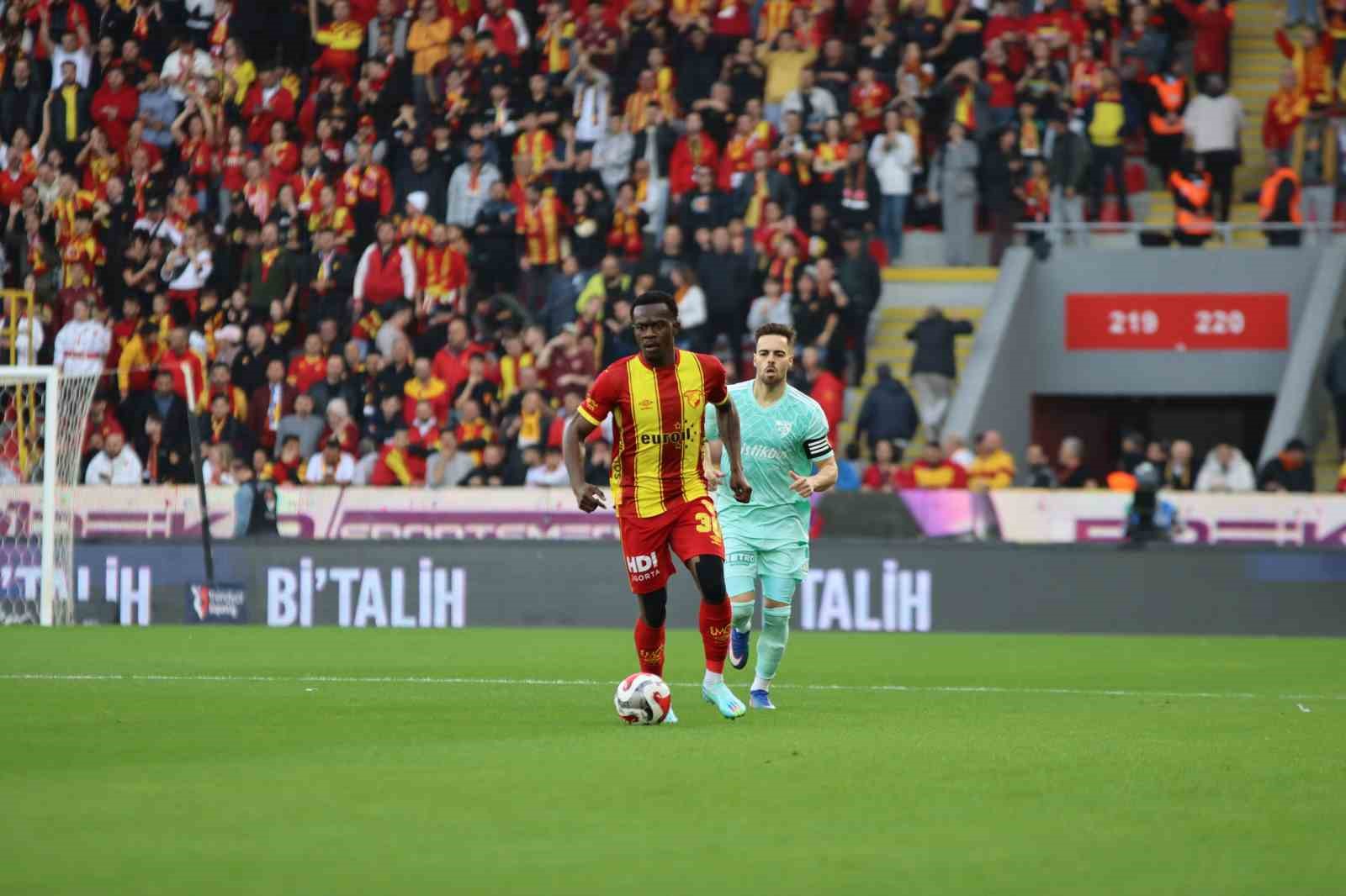 trendyol super lig goztepe 0 kayserispor 0 ilk yari 8 6BhJSi9m