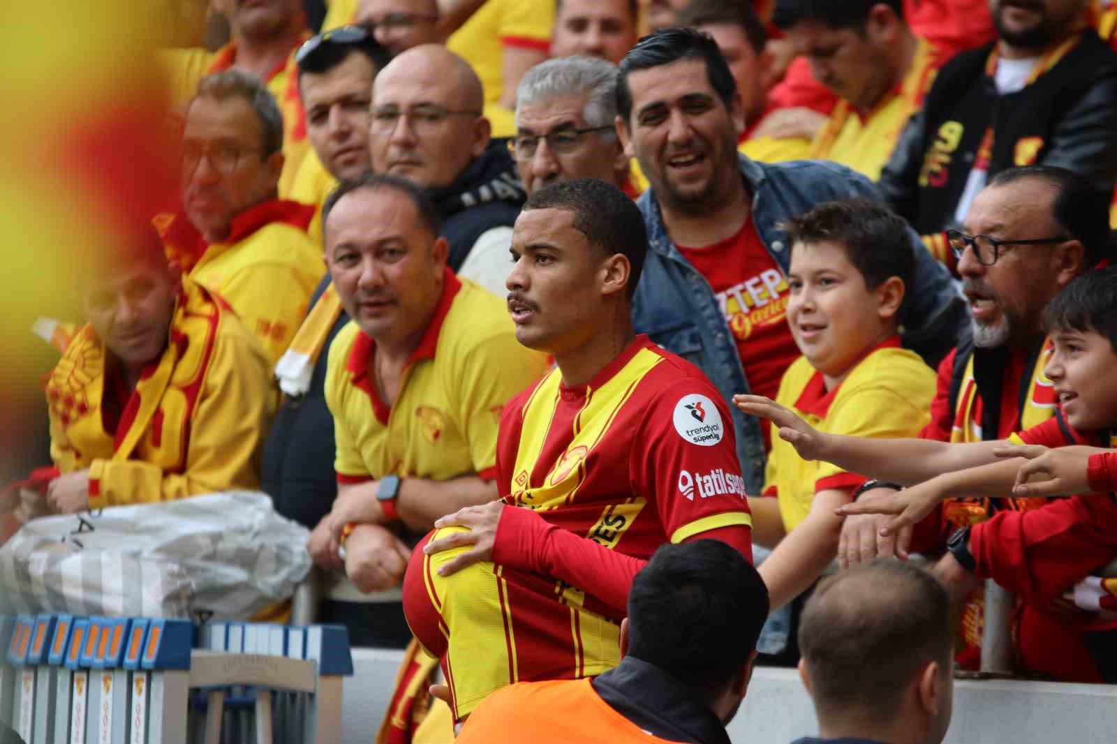 trendyol super lig goztepe 0 kocaelispor 0 ilk yari 12