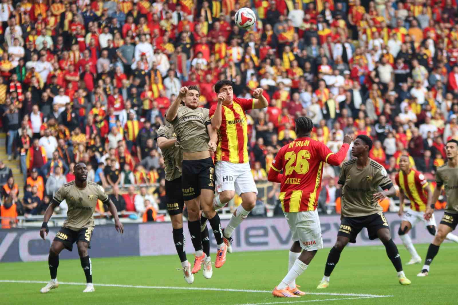 trendyol super lig goztepe 0 kocaelispor 0 ilk yari 13 VIuLjzSr