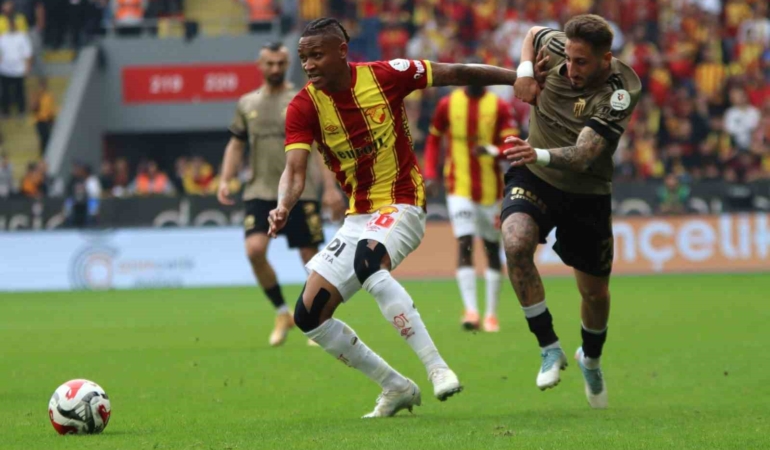 trendyol-super-lig-goztepe-0-kocaelispor-0-ilk-yari-ylKPm7p6.jpg