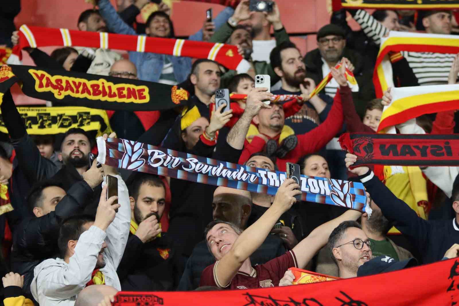 trendyol super lig goztepe 0 trabzonspor 0 mac devam ediyor 2 HJzdYVCY
