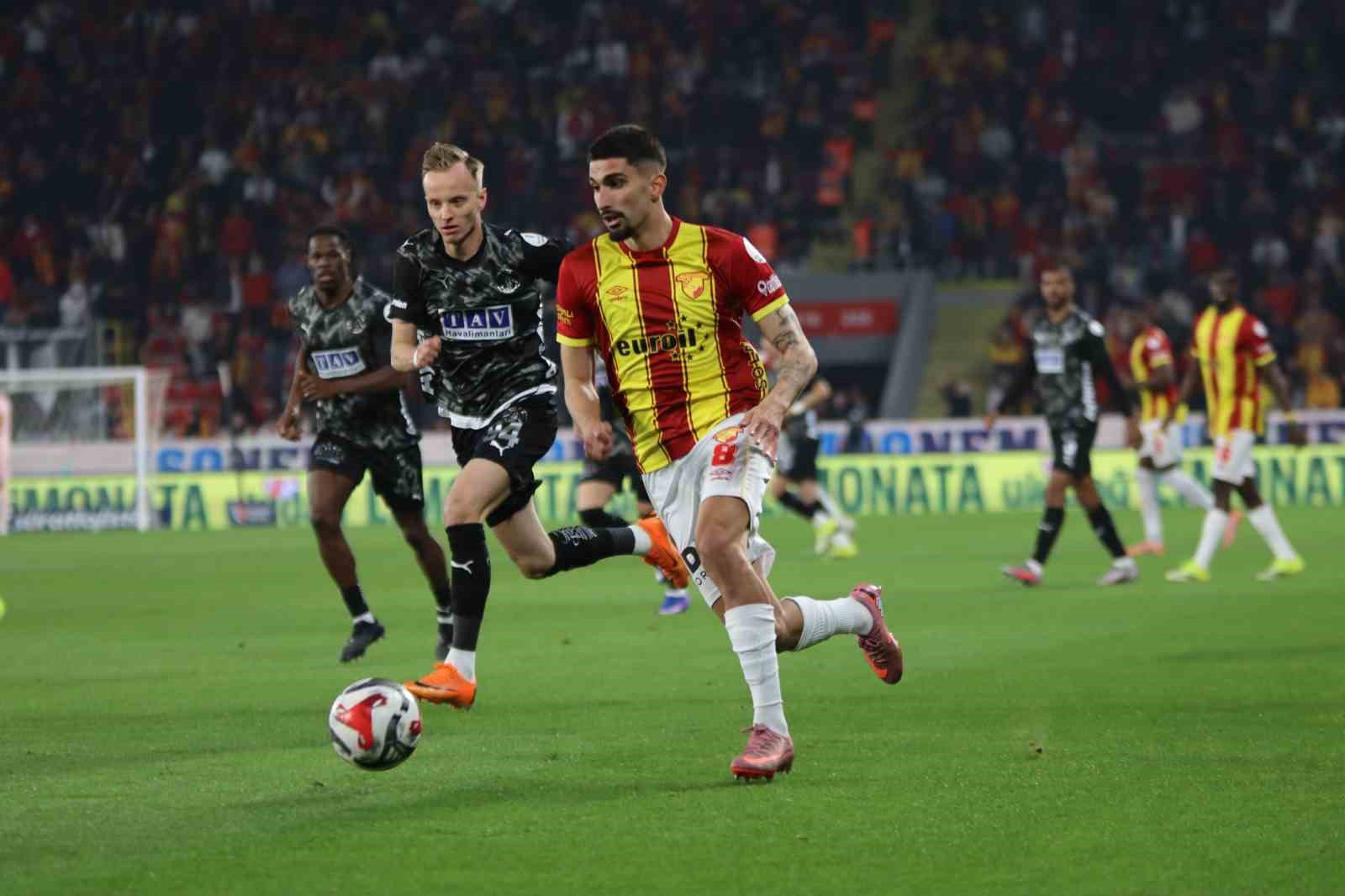 Trendyol Süper Lig: Göztepe: 1 - Alanyaspor: 1 (İlk yarı) 14 trendyol super lig goztepe 1 alanyaspor 1 ilk yari 10 5e6MUlqU