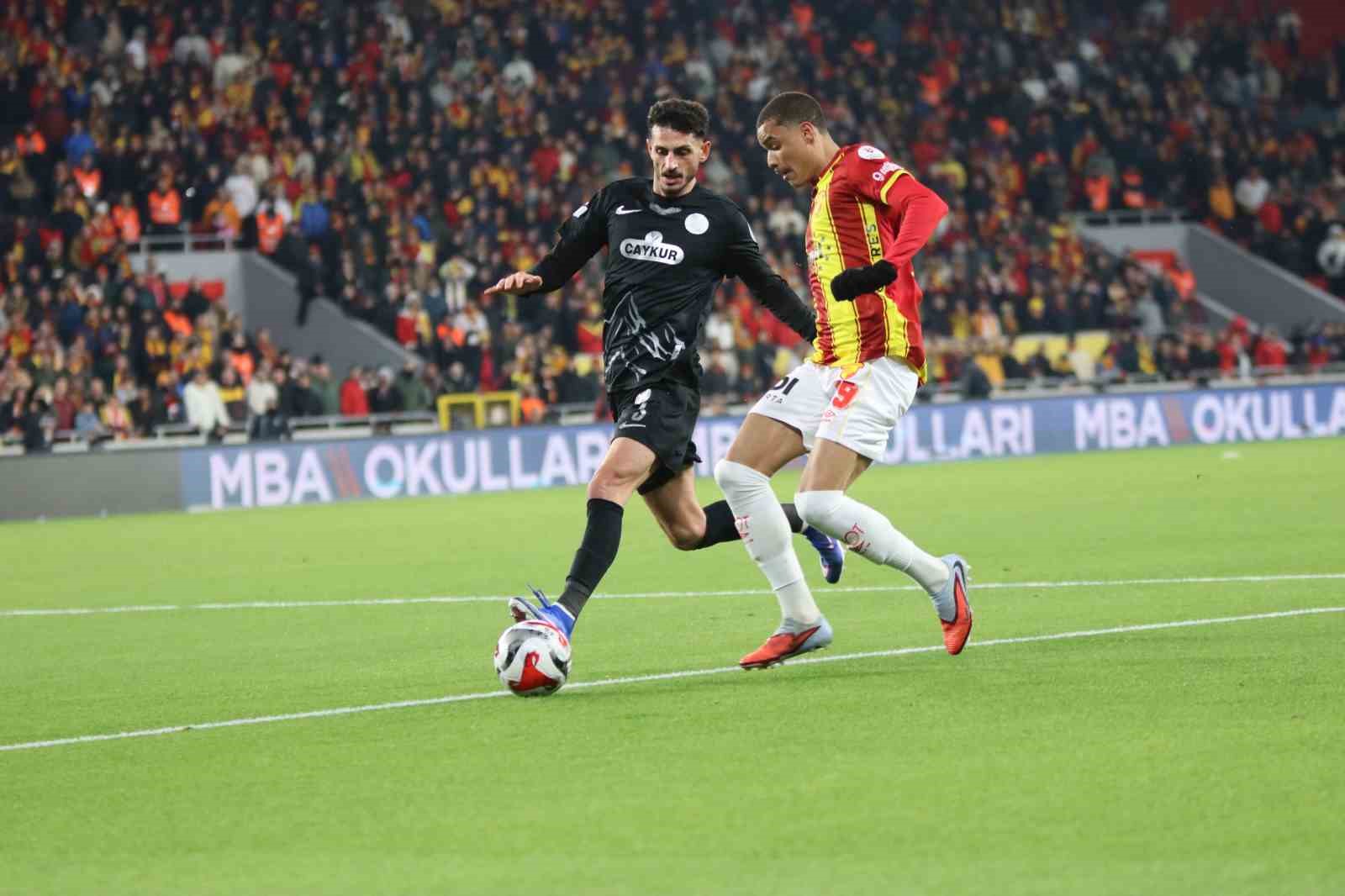 trendyol super lig goztepe 1 caykur rizespor 0 ilk yari 12 DIfycGML