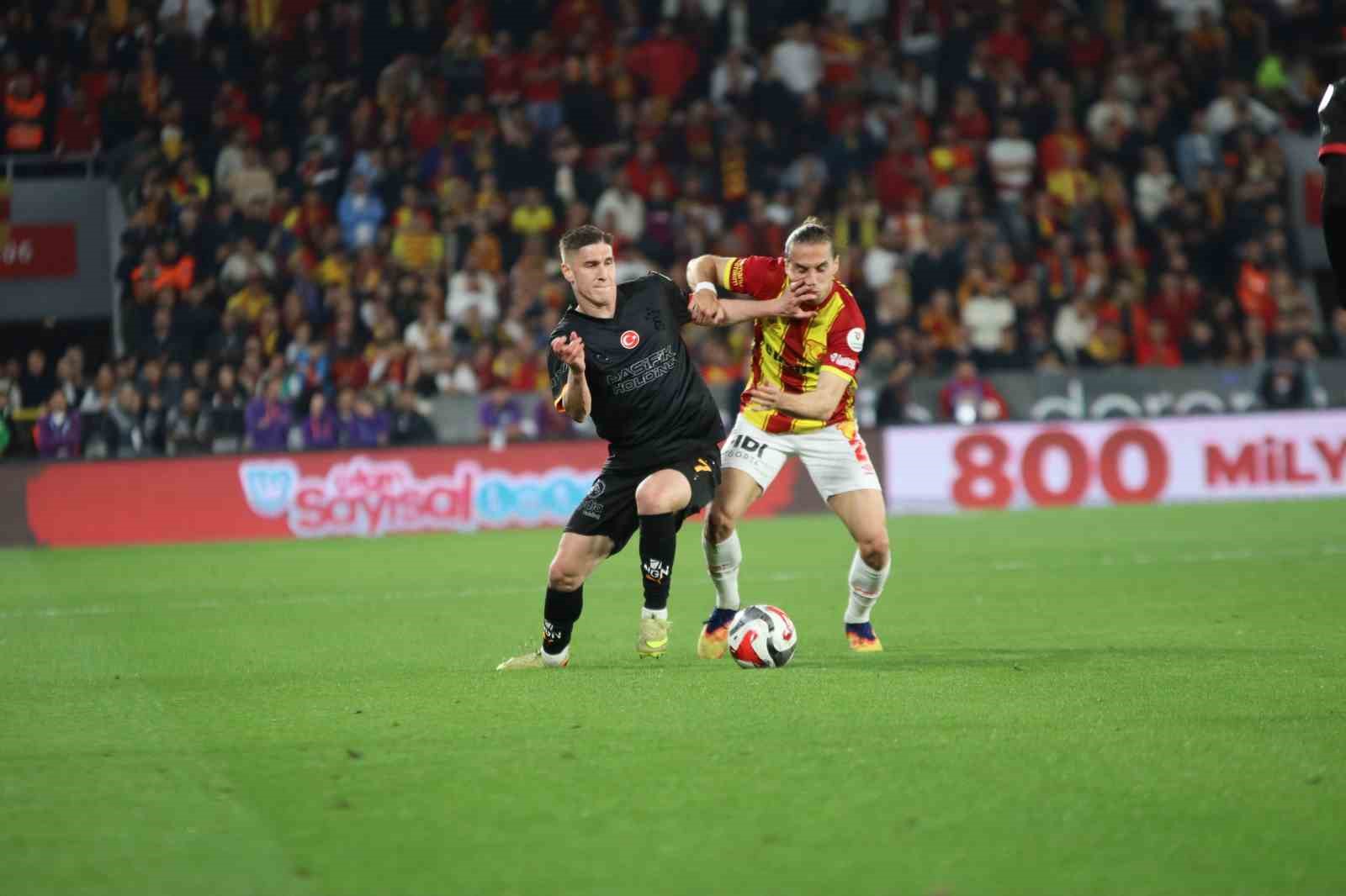 trendyol super lig goztepe 1 galatasaray 3 mac sonucu 13
