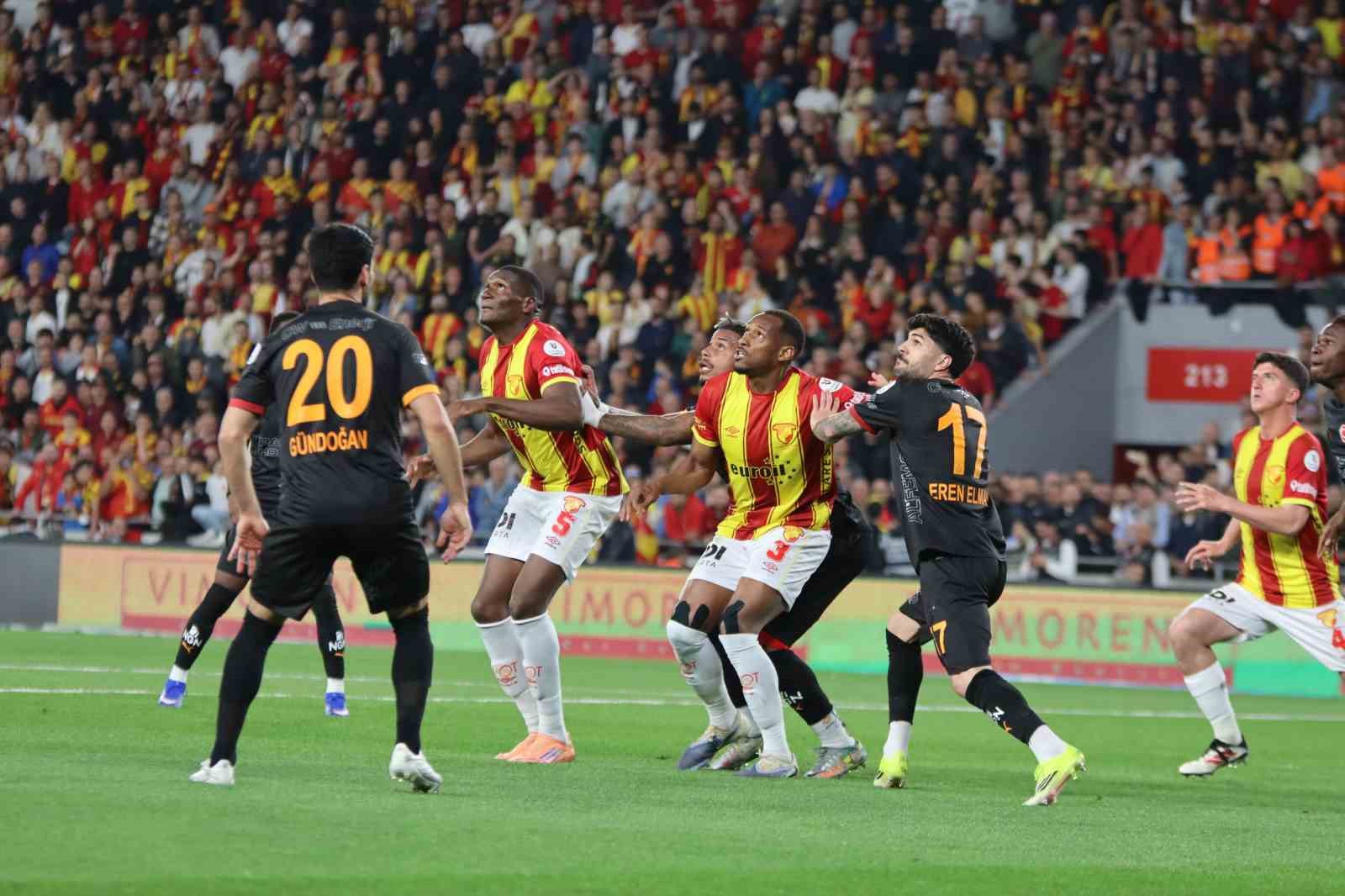 trendyol super lig goztepe 1 galatasaray 3 mac sonucu 4 8KPuSjct