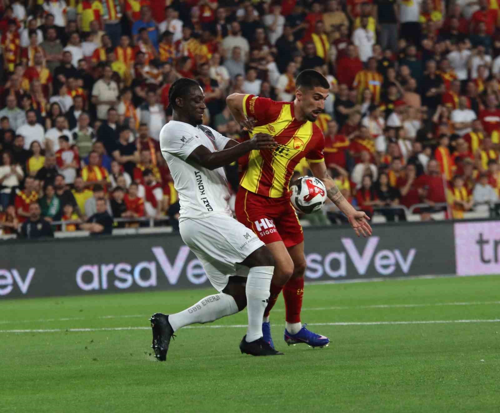 trendyol super lig goztepe 1 gaziantep fk 0 ilk yari 14 D9uLX8ON