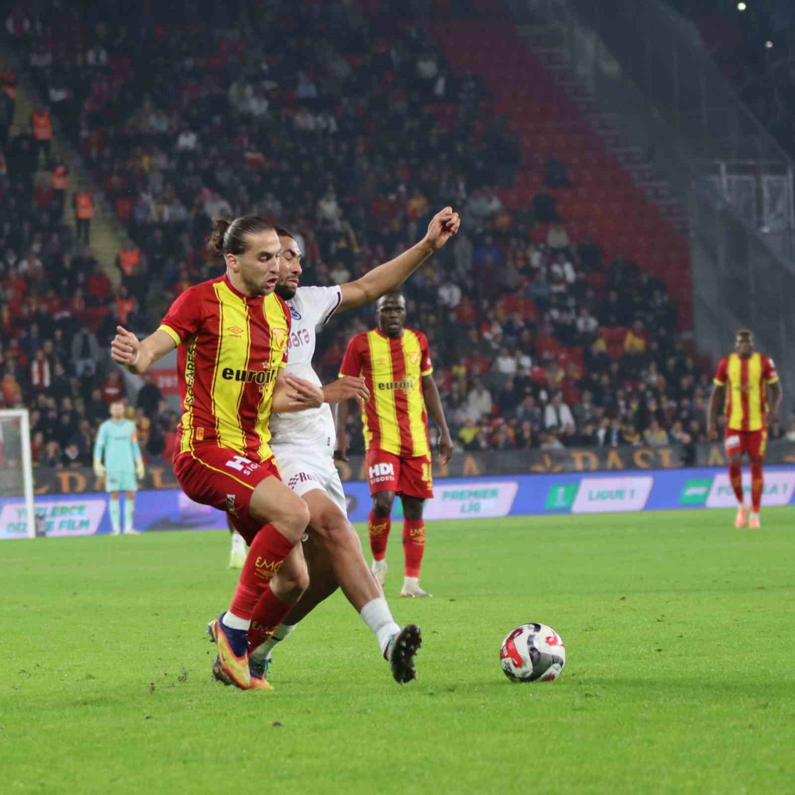 trendyol super lig goztepe 1 trabzonspor 2 mac sonucu 19 3Ry6sbV4