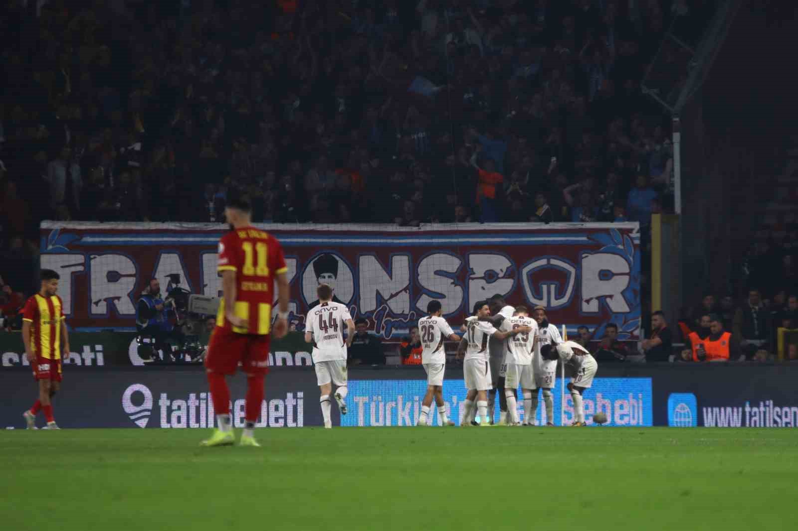 trendyol super lig goztepe 1 trabzonspor 2 mac sonucu 3