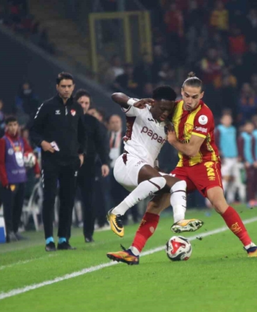 trendyol-super-lig-goztepe-1-trabzonspor-2-mac-sonucu-fuDDi724.jpg