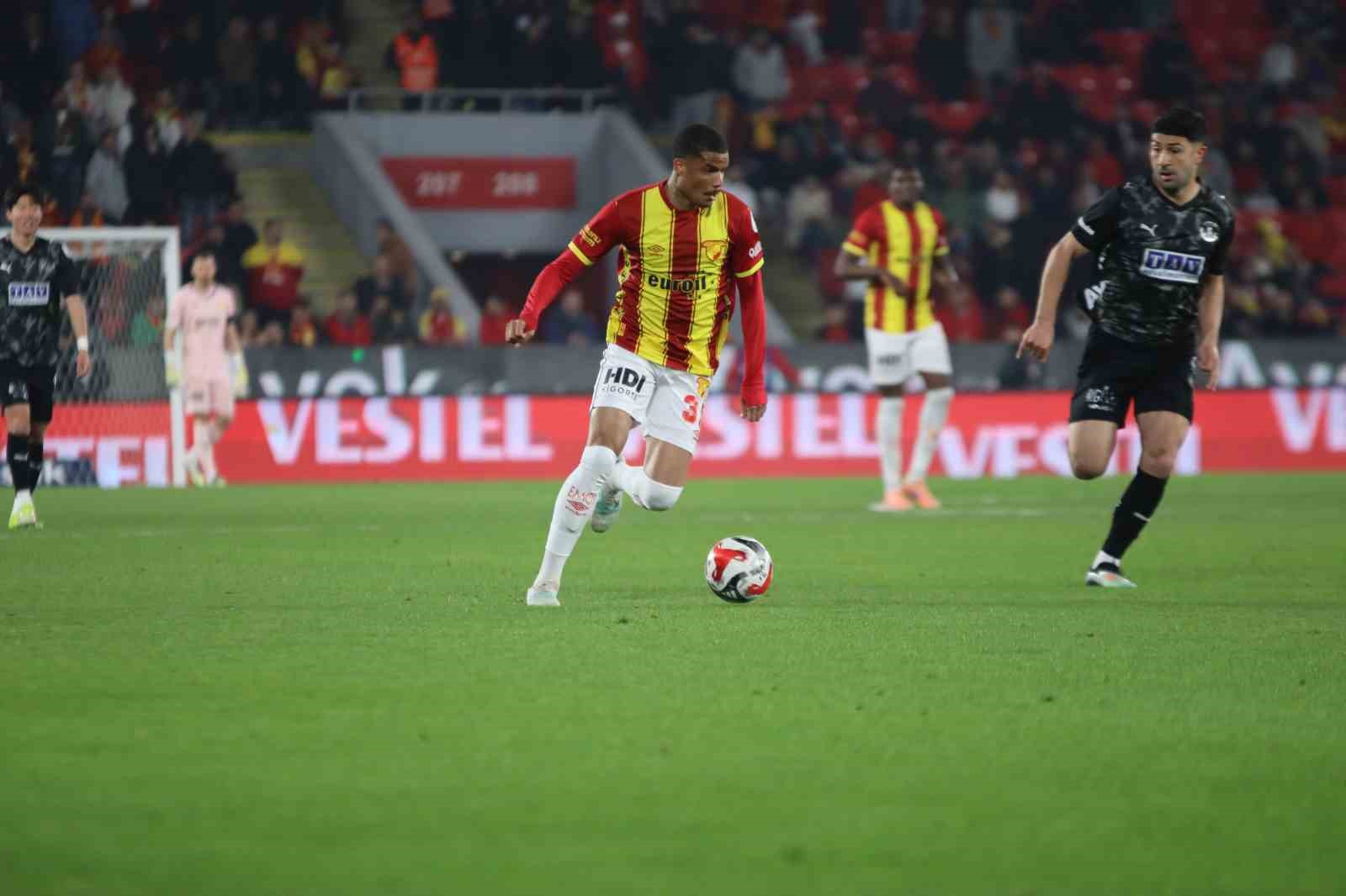 trendyol super lig goztepe 2 alanyaspor 2 mac sonucu 11 Tt4fnNSc