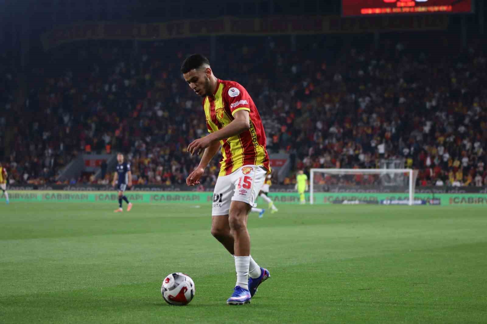 trendyol super lig goztepe 2 antalyaspor 0 ilk yari 14 NzTL8tOr