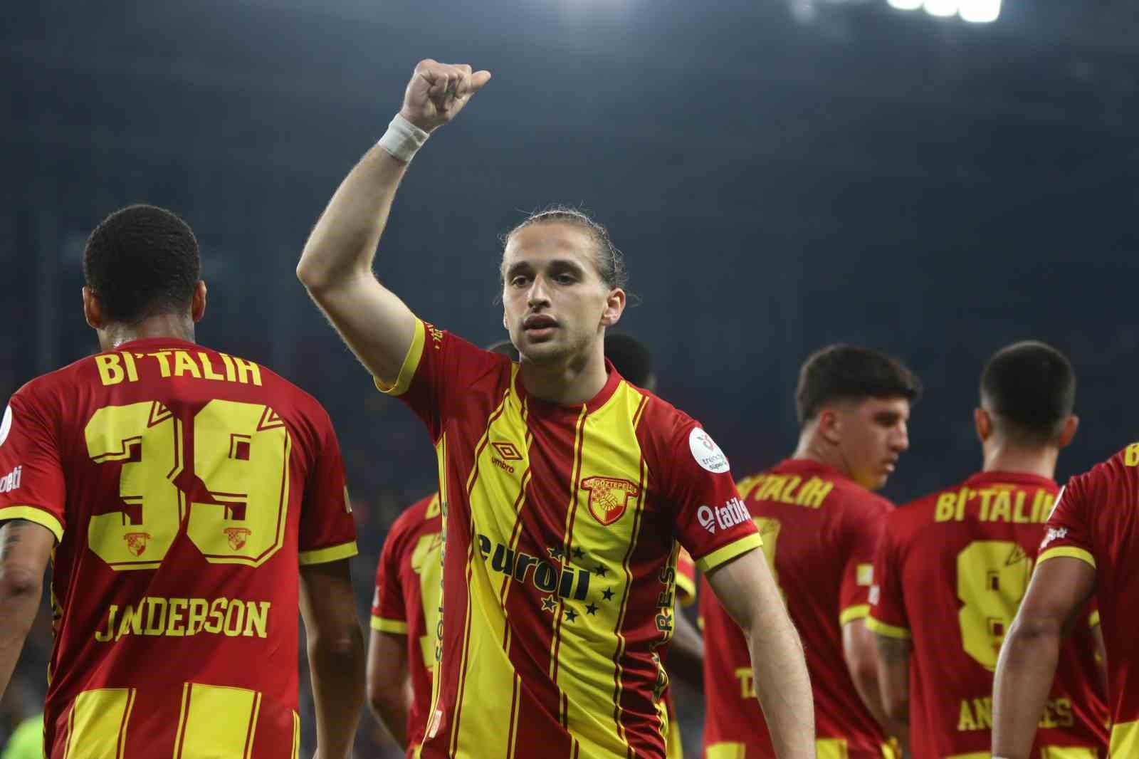 trendyol super lig goztepe 2 antalyaspor 0 ilk yari 25 dRW1H3fF