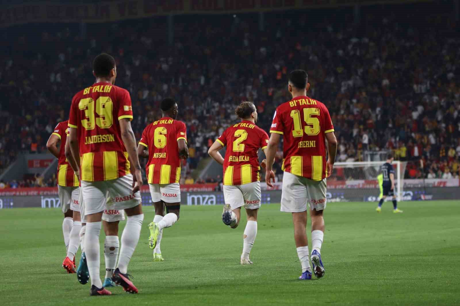 trendyol super lig goztepe 2 antalyaspor 0 ilk yari 26 EusayKOb