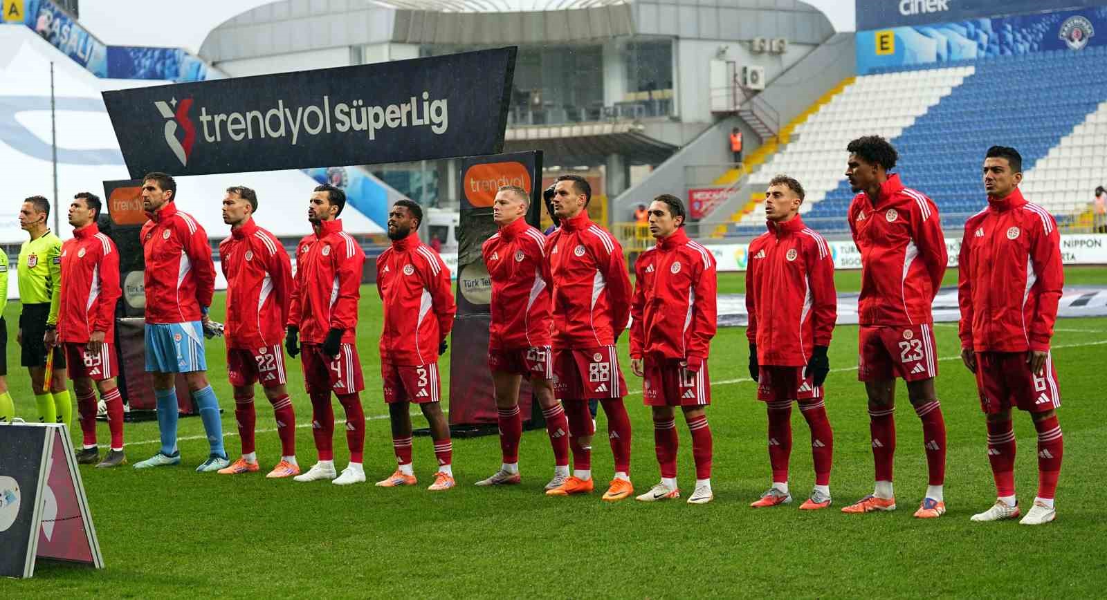 trendyol super lig kasimpasa 0 antalyaspor 0 mac devam ediyor 4 z6gKzKKJ