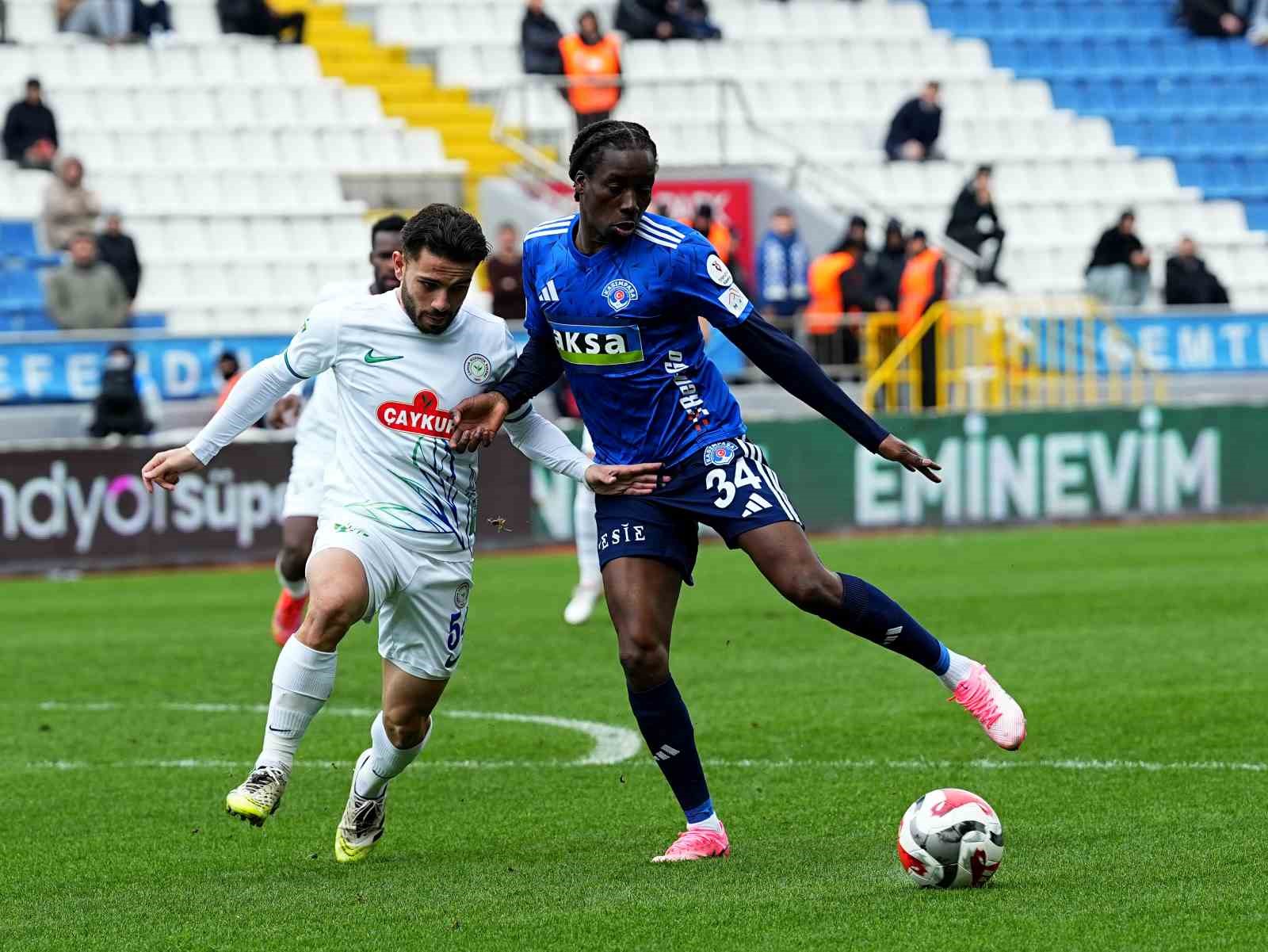 Trendyol Süper Lig: Kasımpaşa: 0 - Çaykur Rizespor: 0 (Maç devam ediyor) 4 trendyol super lig kasimpasa 0 caykur rizespor 0 mac devam ediyor 0 9mdXwv3X