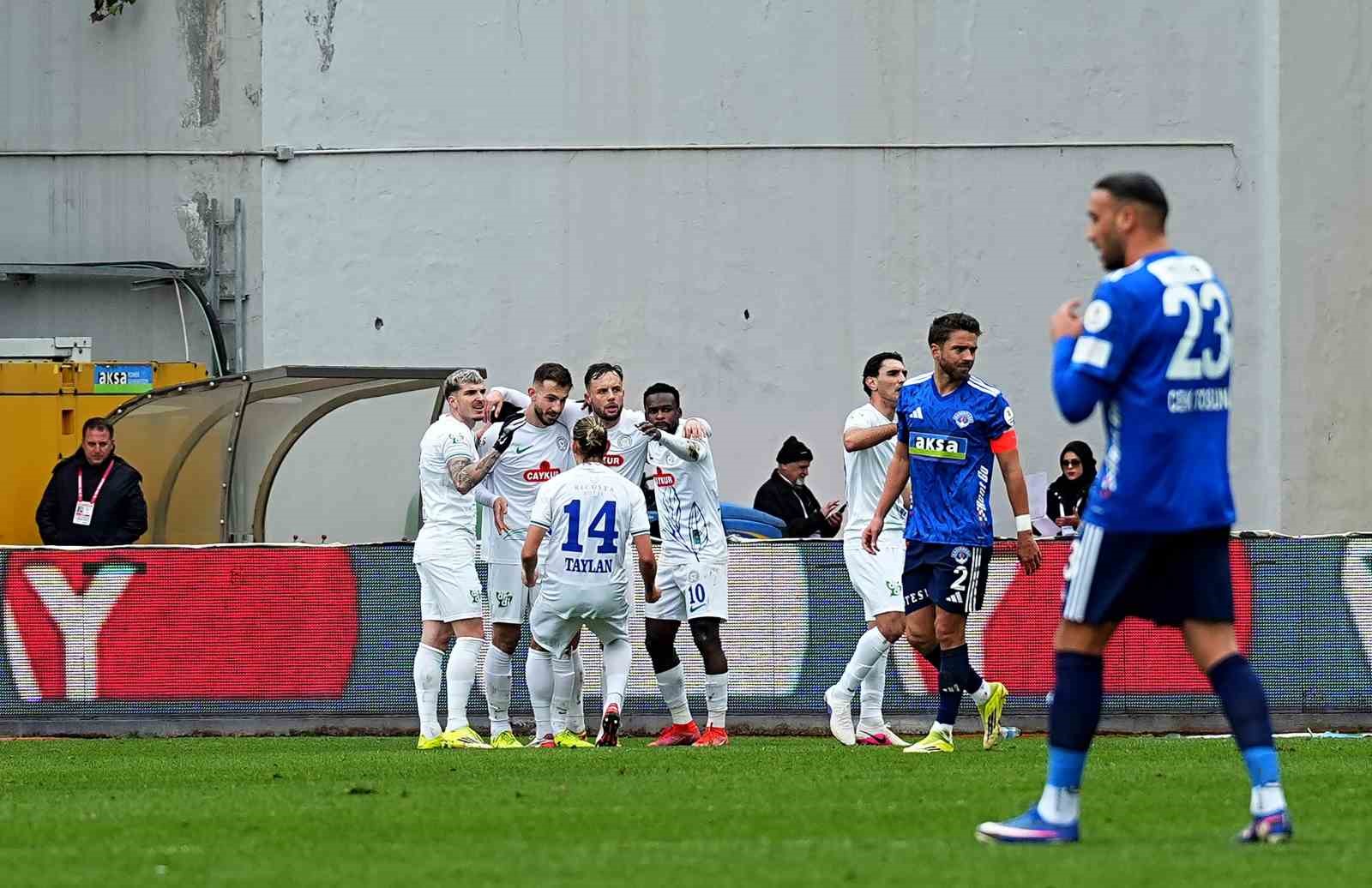 Trendyol Süper Lig: Kasımpaşa: 0 - Çaykur Rizespor: 1 (İlk yarı) 6 trendyol super lig kasimpasa 0 caykur rizespor 1 ilk yari 2 eUc9HEzq