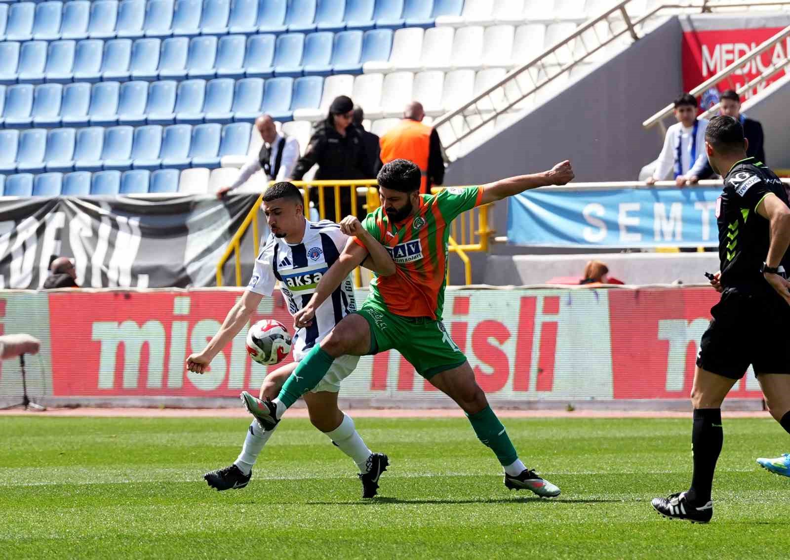 Trendyol Süper Lig: Kasımpaşa: 0 - Corendon Alanyaspor: 0 (Maç devam ediyor) 10 trendyol super lig kasimpasa 0 corendon alanyaspor 0 mac devam ediyor 6