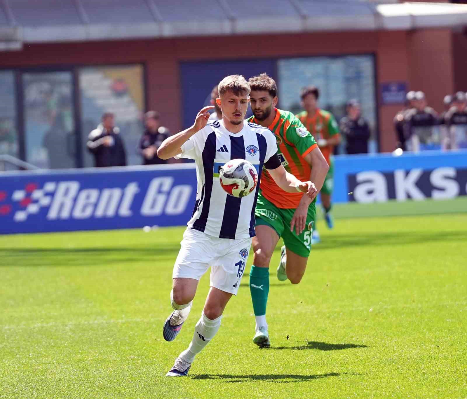Trendyol Süper Lig: Kasımpaşa: 0 - Corendon Alanyaspor: 0 (Maç devam ediyor) 12 trendyol super lig kasimpasa 0 corendon alanyaspor 0 mac devam ediyor 8 pHNLZD4M