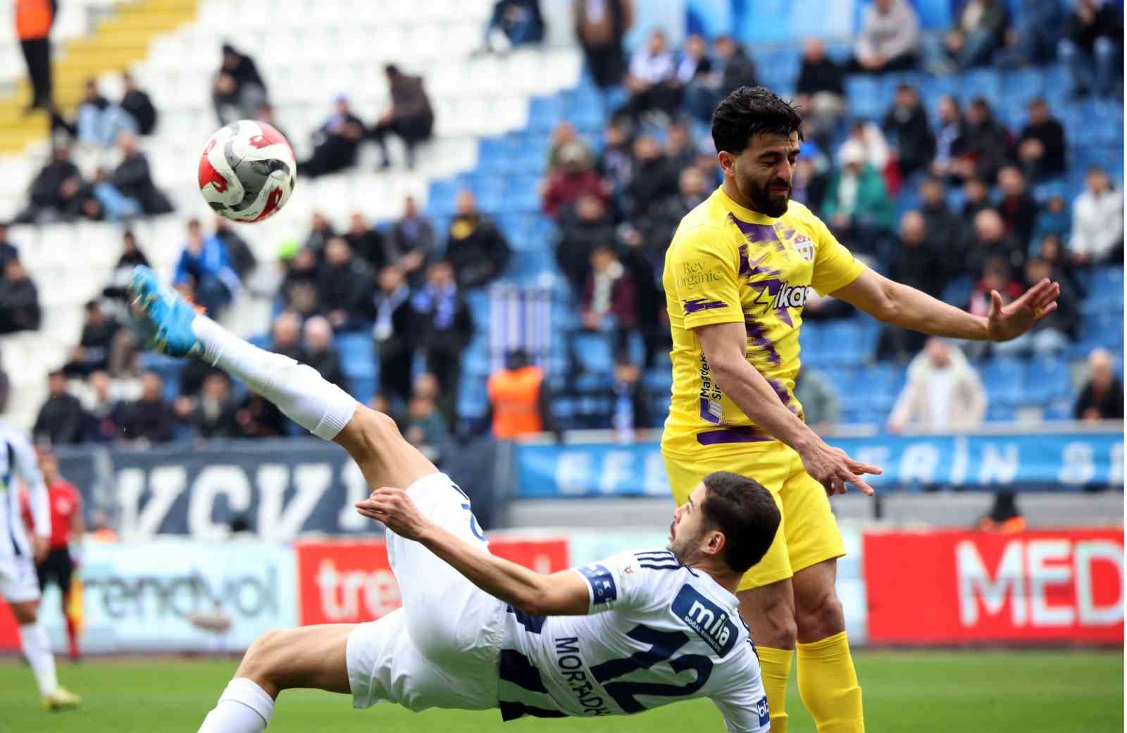 Trendyol Süper Lig: Kasımpaşa: 0 - Eyüpspor: 0 (Maç devam ediyor) 20 trendyol super lig kasimpasa 0 eyupspor 0 mac devam ediyor 16 cDybGzTb