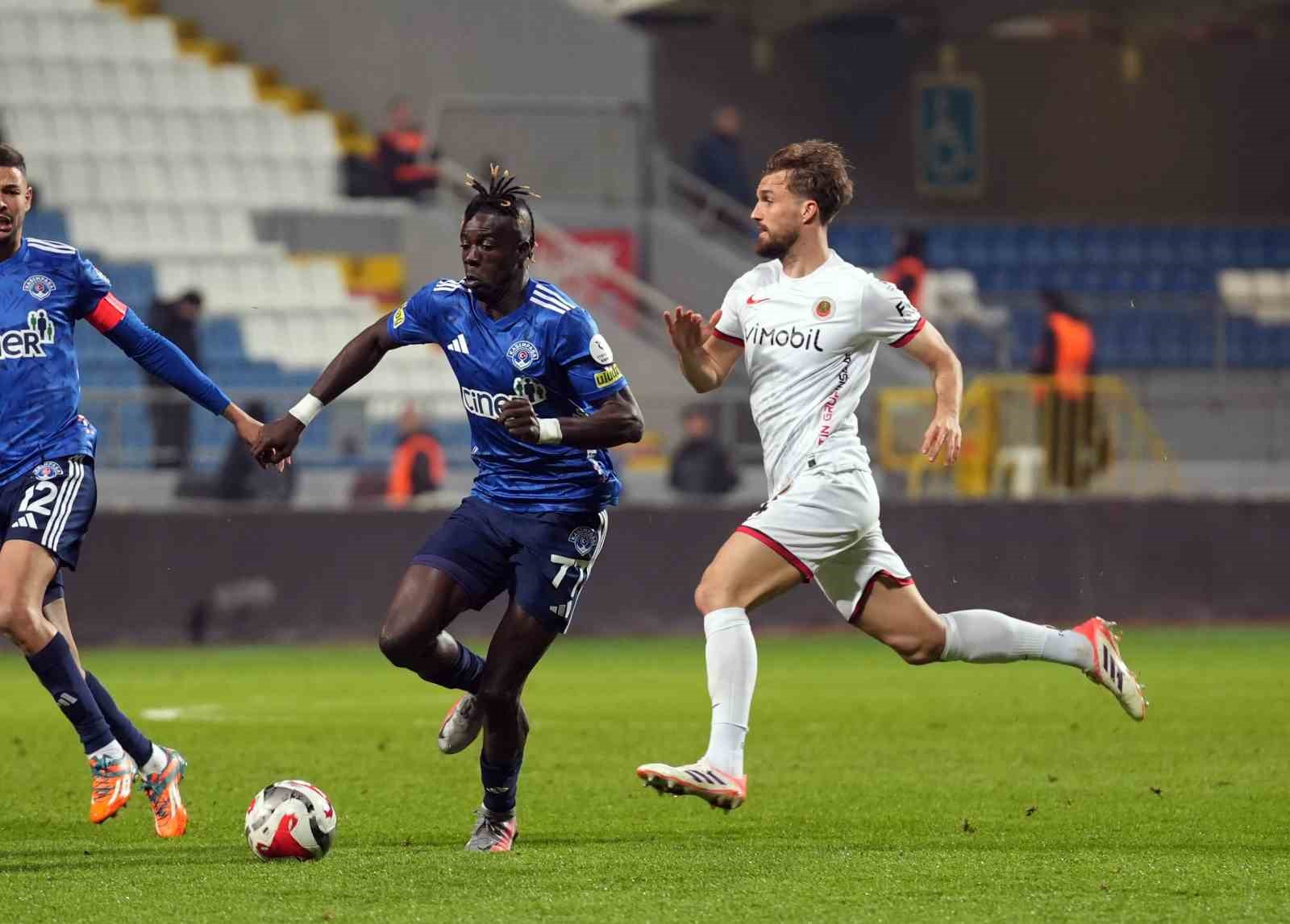 trendyol super lig kasimpasa 0 genclerbirligi 0 mac devam ediyor 1 gUMsz68Y