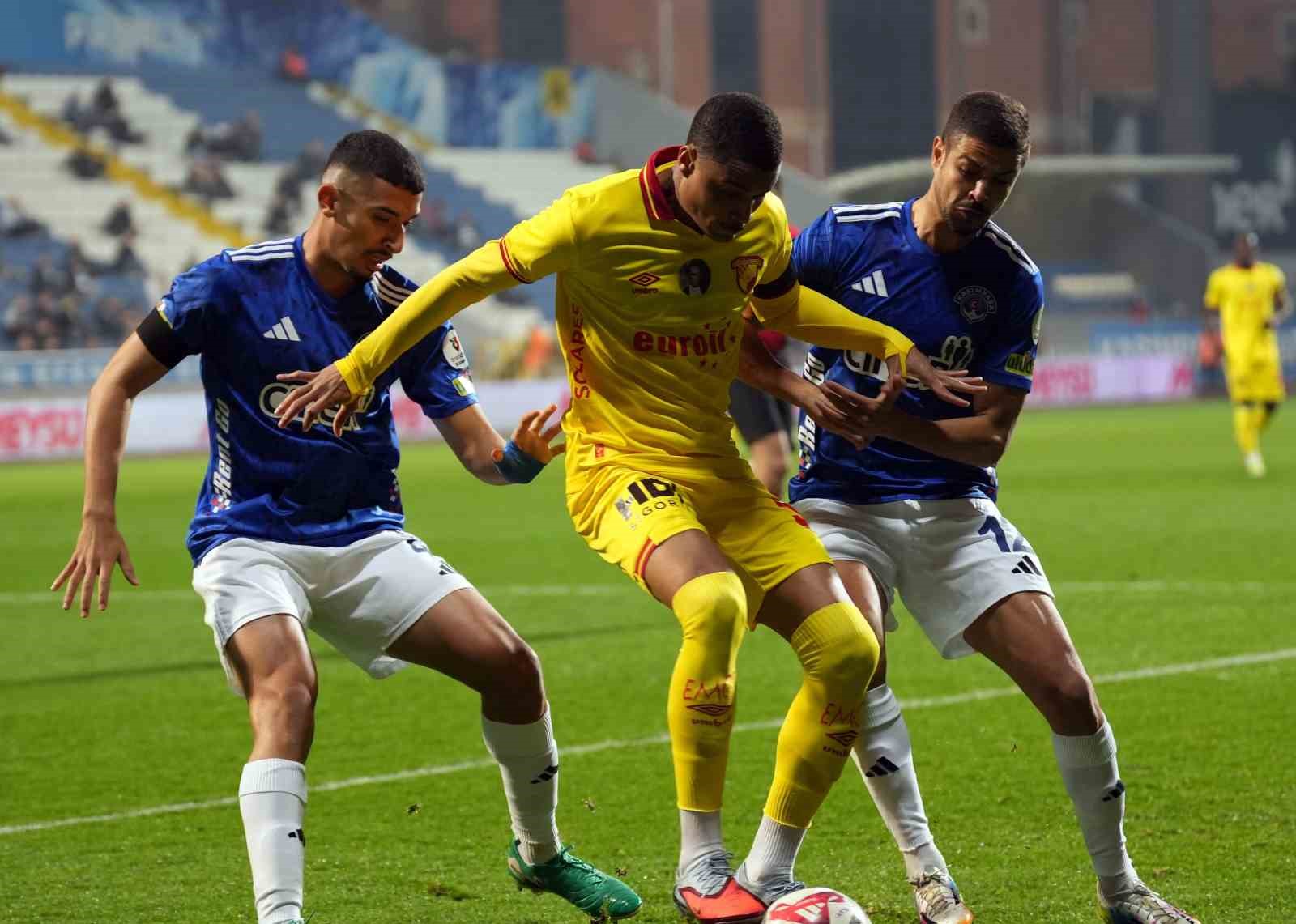 trendyol super lig kasimpasa 0 goztepe 0 mac devam ediyor 9
