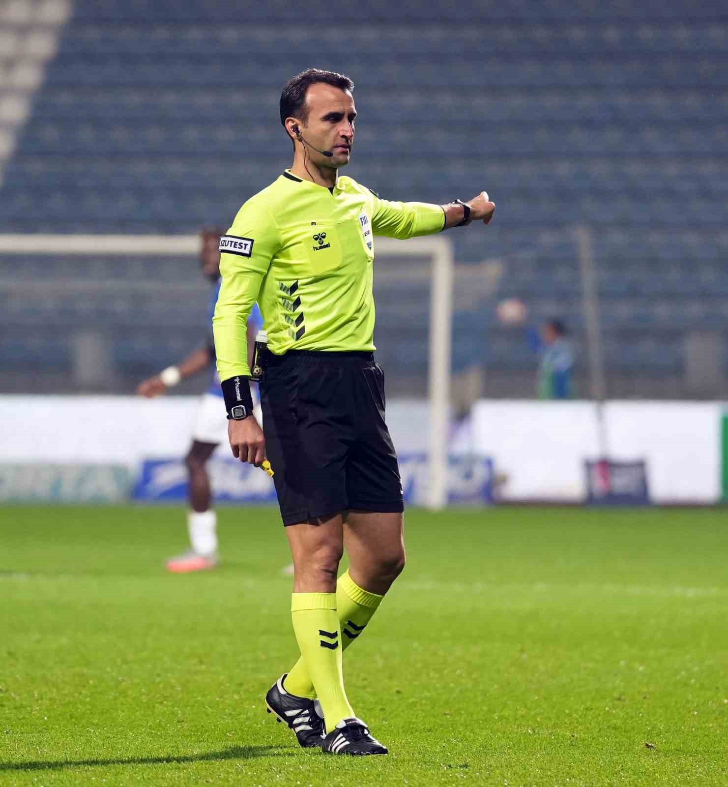 trendyol super lig kasimpasa 0 rams basaksehir 0 mac devam ediyor 15 JmRYjhPO